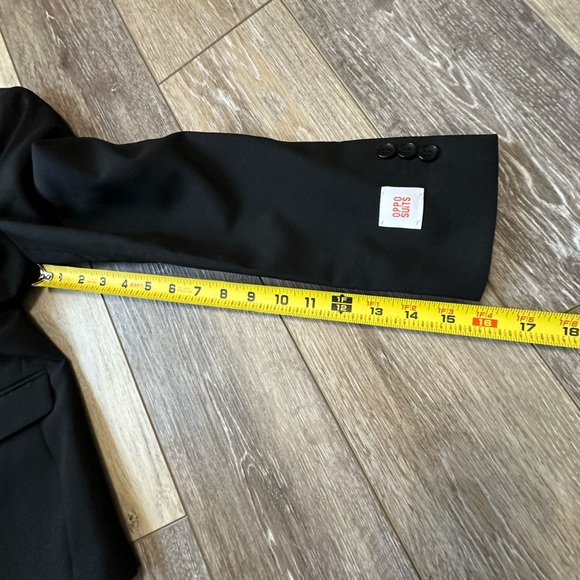 🛍️ NEW Opposuits 2 buttons suit jacket excellent condition. - Picture 6 of 15